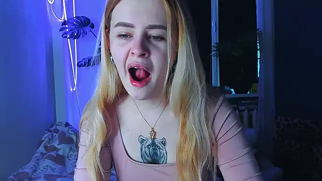 Alexa Pirs online show from 03.19.25