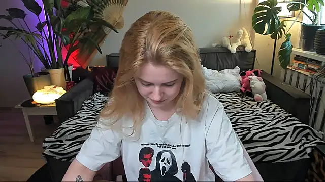 Alexa Pirs online show from 03.24.26