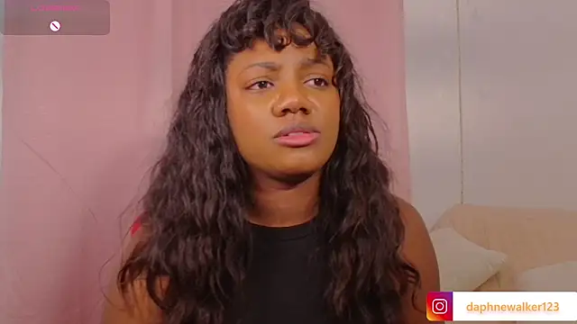 Daphnewalker   online show from 03.26.26