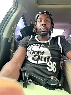 Snapshot of cheffboyrg chatting on 11.07.25 cheffboyrg online show from 11.07.25