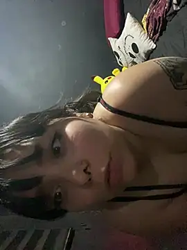 Snapshot of Solo_yoss chatting on 02.11.25 Solo yoss online show from 02.11.25