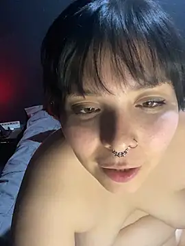 Snapshot of Solo_yoss chatting on 03.06.25 Solo yoss online show from 03.06.25