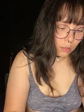 Snapshot of Solo_yoss chatting on 10.07.25 Solo yoss online show from 10.07.25