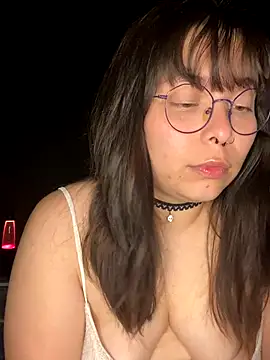 Snapshot of Solo_yoss chatting on 10.16.25 Solo yoss online show from 10.16.25