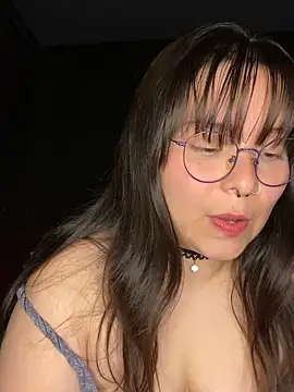 Snapshot of Solo_yoss chatting on 11.12.25 Solo yoss online show from 11.12.25