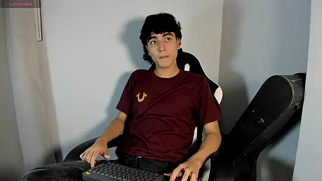 salvatore montt online show from 02.15.25