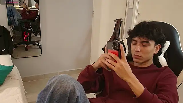 salvatore montt online show from 03.12.25