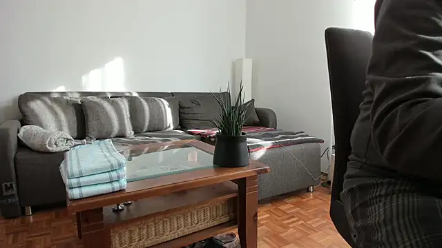 molicaremolicare online show from 11.19.25