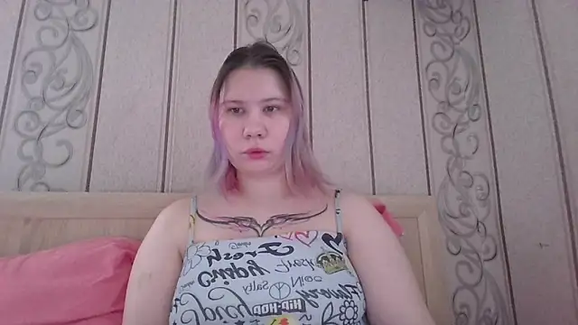 Little kitsune1707 online show from 10.02.25