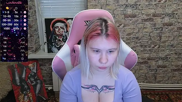 Little kitsune1707 online show from 11.23.25