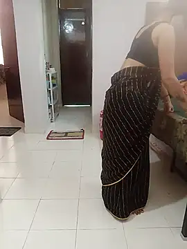 Snapshot of DesiVillageBaby chatting on 03.15.25 DesiVillageBaby online show from 03.15.25