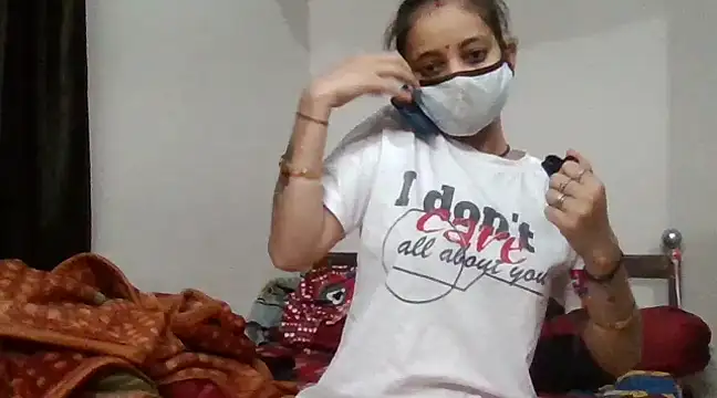 Snapshot of DesiVillageBaby chatting on 03.21.25 DesiVillageBaby online show from 03.21.25