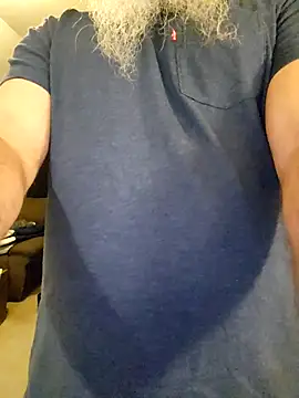 Snapshot of HardSteele97 chatting on 11.24.25 HardSteele97 online show from 11.24.25