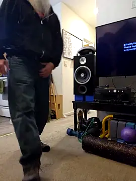 Snapshot of HardSteele97 chatting on 11.25.25 HardSteele97 online show from 11.25.25