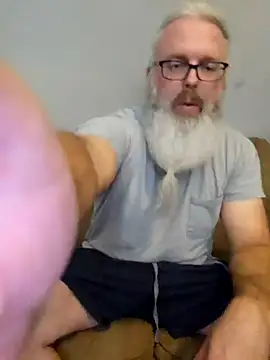 Snapshot of HardSteele97 chatting on 12.14.25 HardSteele97 online show from 12.14.25