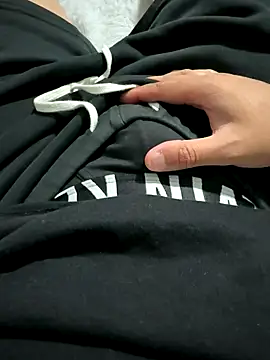 Snapshot of sakai_22 chatting on 09.21.25 sakai 22 online show from 09.21.25