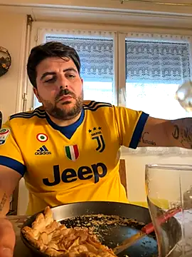 Sex-10-10 online show from 11.17.25