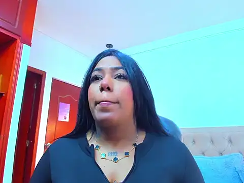 emma purple  online show from 09.30.25