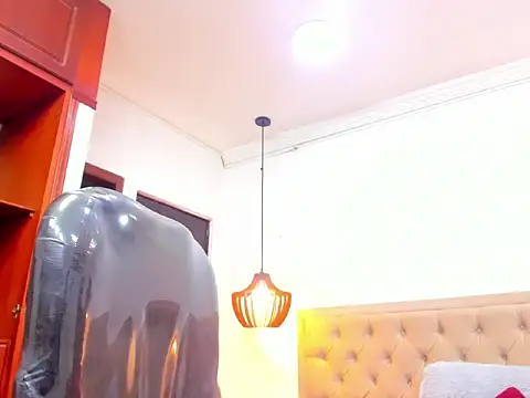 emma purple  online show from 11.22.25