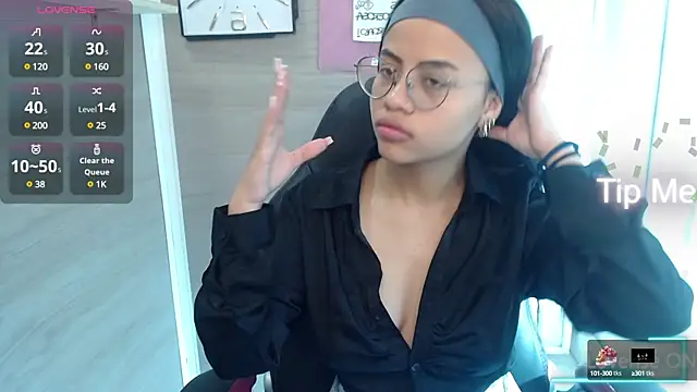 Snapshot of Sussan_love01 chatting on 02.27.25 Sussan love01 online show from 02.27.25