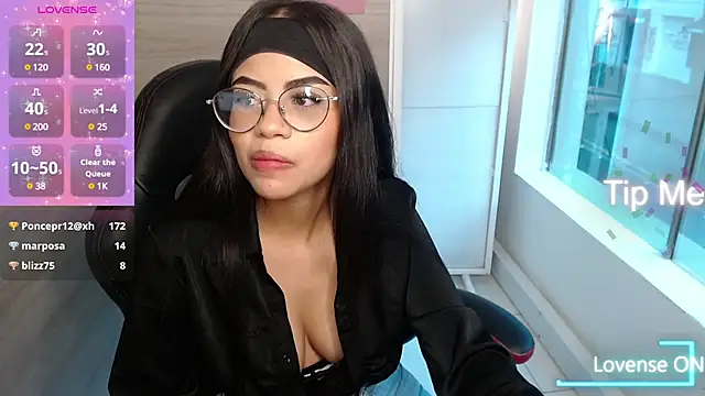 Snapshot of Sussan_love01 chatting on 03.06.25 Sussan love01 online show from 03.06.25