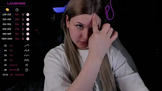 Snapshot of Hazbin_Hotel chatting on 02.19.25 Hazbin Hotel online show from 02.19.25