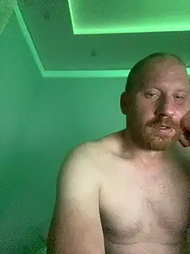 Krzysiekg123 online show from 10.24.25