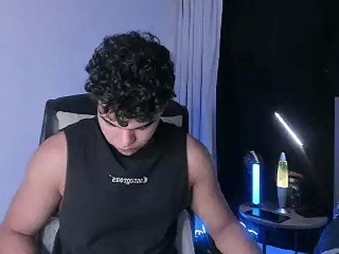 Snapshot of samm_sv chatting on 03.07.25 samm sv online show from 03.07.25