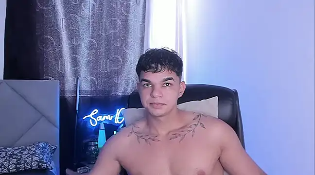 Snapshot of samm_sv chatting on 03.13.25 samm sv online show from 03.13.25