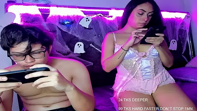 EmilyPacho  online show from 10.14.25