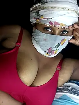 Snapshot of Sweet-jasmin chatting on 10.26.25 Sweet-jasmin online show from 10.26.25