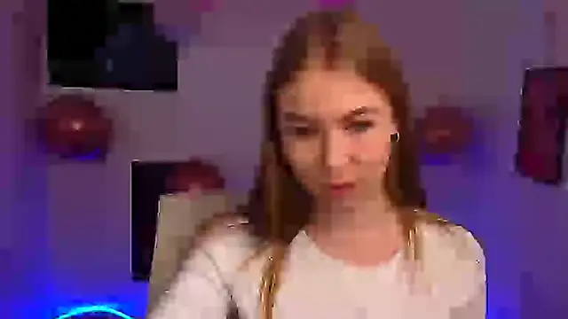 Snapshot of Dana_flowers chatting on 02.25.25 Dana flowers online show from 02.25.25