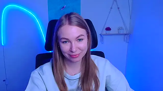 Snapshot of Dana_flowers chatting on 12.02.25 Dana flowers online show from 12.02.25