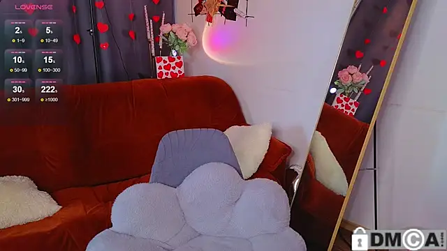 Snapshot of Caroline__Brown chatting on 03.01.25 Caroline Brown online show from 03.01.25