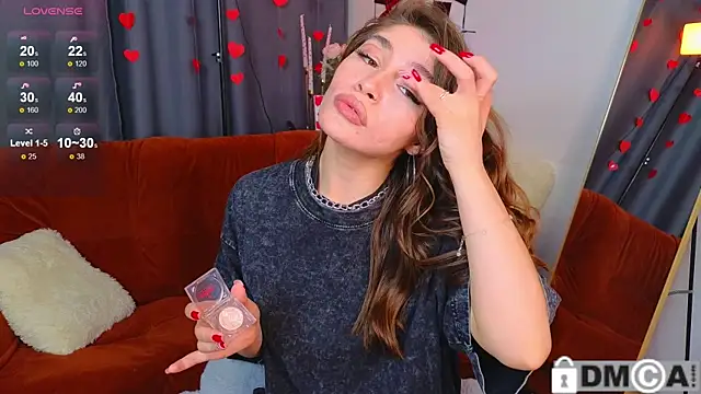 Snapshot of Caroline__Brown chatting on 03.01.25 Caroline Brown online show from 03.01.25