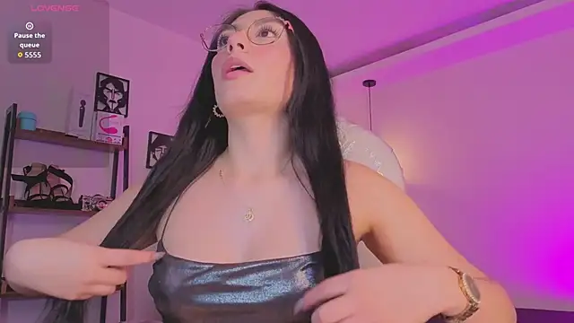 Miller Vanessa  online show from 12.02.25