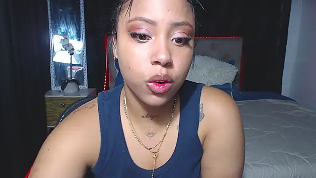 Snapshot of rebeka_kenye chatting on 02.21.25 rebeka kenye online show from 02.21.25