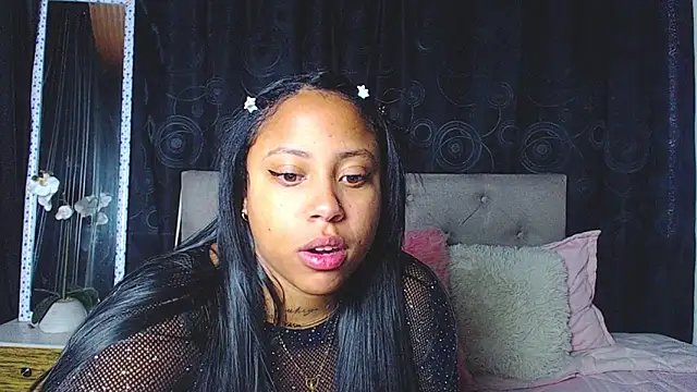 Snapshot of rebeka_kenye chatting on 03.16.25 rebeka kenye online show from 03.16.25