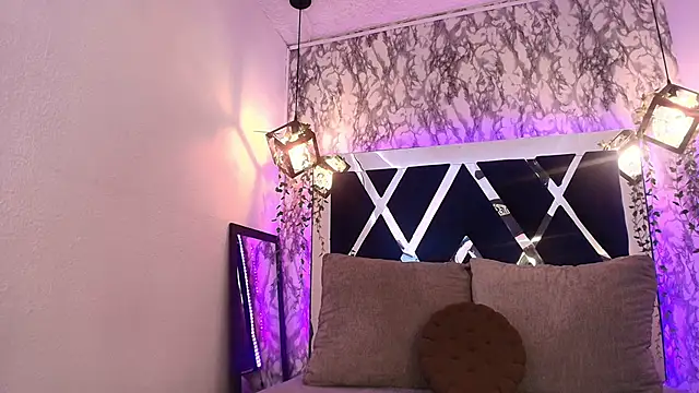 charlotte bluee online show from 01.13.26