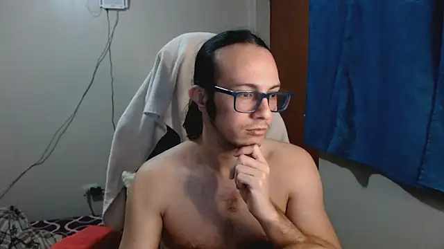 Snapshot of cholitohermoso chatting on 03.19.25 cholitohermoso online show from 03.19.25