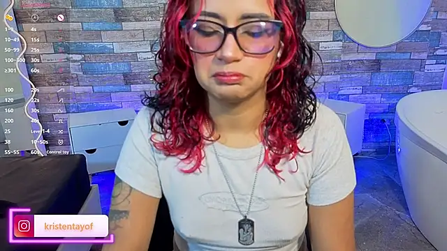 Snapshot of kristen_tay chatting on 02.05.26 kristen tay online show from 02.05.26