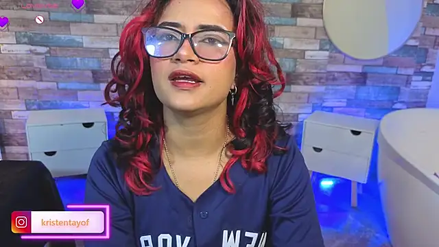 Snapshot of kristen_tay chatting on 02.09.26 kristen tay online show from 02.09.26