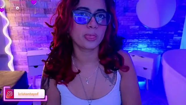 Snapshot of kristen_tay chatting on 02.20.26 kristen tay online show from 02.20.26