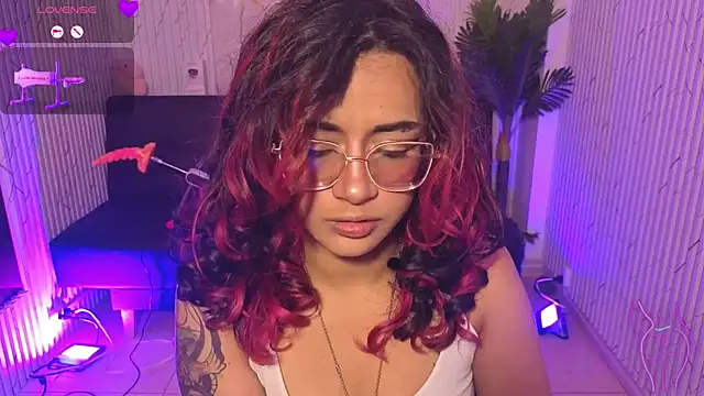 kristen tay online show from 04.18.26