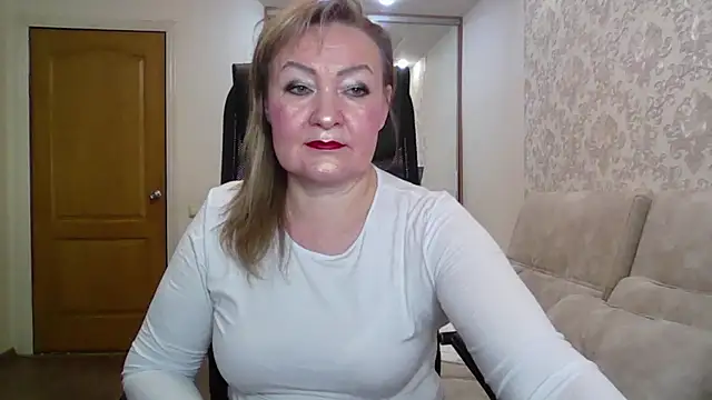 Victoria secrets  online show from 11.11.25