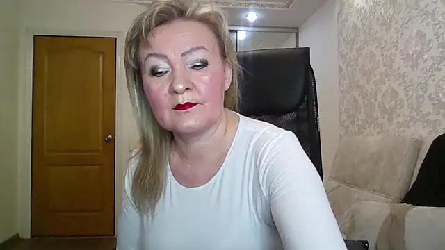 Victoria secrets  online show from 11.23.25