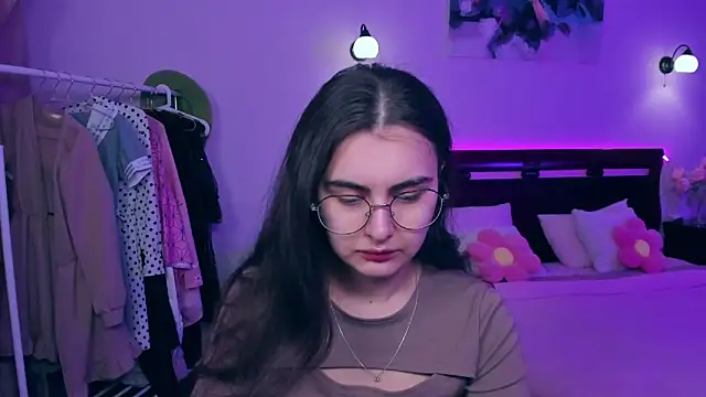 GabriellaMays online show from 03.04.25