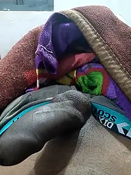 boyyouwant33 online show from 02.15.25