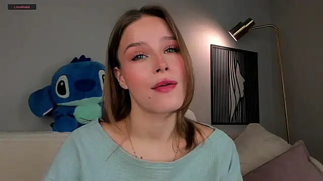 TaiteBayles online show from 10.21.25