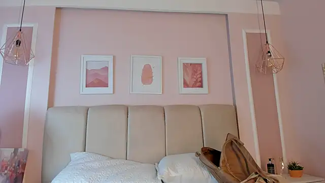 Snapshot of Annie_rhoades chatting on 02.11.26 Annie rhoades online show from 02.11.26